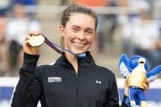  Eszter Méri