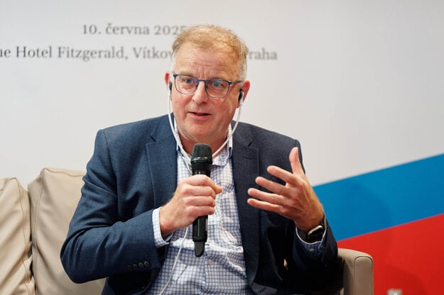 Clive Bates, odborník na verejné zdravie, poradca pre zdravotnictvo bývalého britského premiéra Tonyho Blaira. (zdroj: Radek Čepelák)