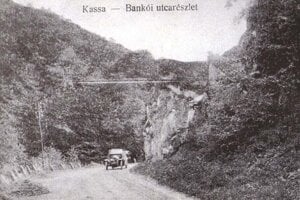 Cesta na Bankov. Fámy o ďalšej obeti vraha sa nepotvrdili.  