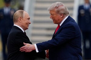 Trump privítal Putina na Aljaške. Pozrite si fotogalériu