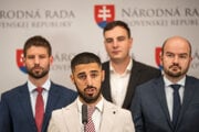 Poslanec PS Viliam Tankó.