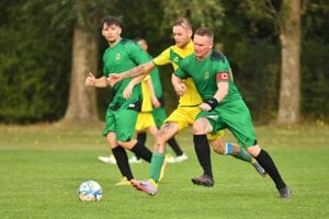 Záber zo stretnutia Strekov - Andovce 9:1.