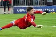 Brankár Slovana Bratislava Dominik Takáč. 