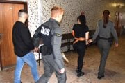 Ján a Martina odchádzali z krajského súdu s prísnejšími trestami, než aké im vymeral mestský súd.