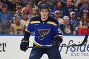 Dalibor Dvorský v drese St. Louis Blues. 