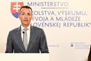 Minister školstva Tomáš Drucker.