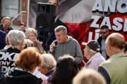 Andrej Babiš počas predvolebnej kampane v Malenoviciach, okres Zlín.