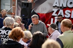 Andrej Babiš počas predvolebnej kampane v Malenoviciach, okres Zlín.