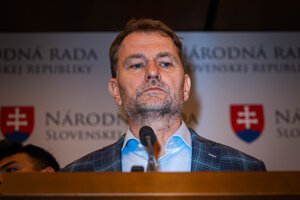 Tlačová konferencia hnutia Slovensko po hlasovaní o novele ústavy.