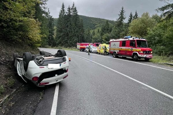 Dopravná nehoda na horskom priechode Čertovica, konkrétne v katastri obce Jarabá v okrese Brezno.