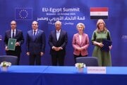 Predsedníčka Európskej komisie Ursula von der Leyenová na prvom summite Európskej únie a Egypta.