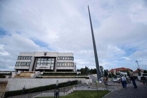V národných parkoch chcú stožiare s vlajkami. Envirorezort posiela na inšpiráciu Danka