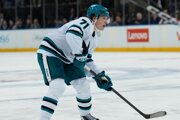Macklin Celebrini v zápase NHL.