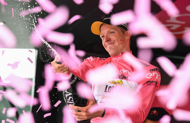 Steven Kruijswijk stále s prehľadom vedie v celkovej klasifikácii.