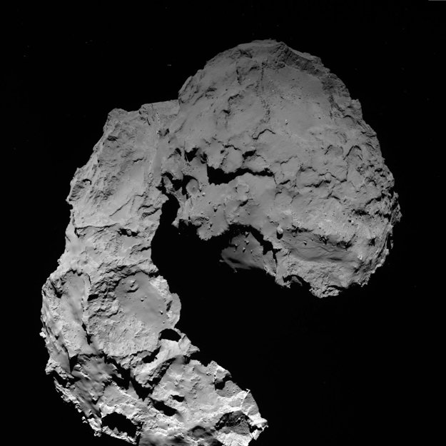 Kométa 67P z výšky zhruba 23 kilometrov. V tom okamihu bola sonda vzdialená asi deň od nárazu.