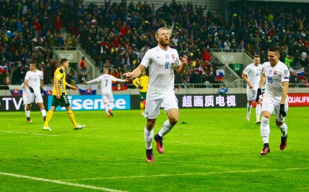 Adam Nemec v reprezentačnom drese.