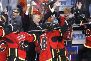 Bob Hartley ešte ako tréner Calgary Flames.