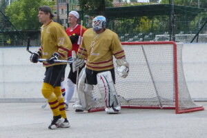 Skalická hokejbalová liga, semifinále Indiáni - Legendy
