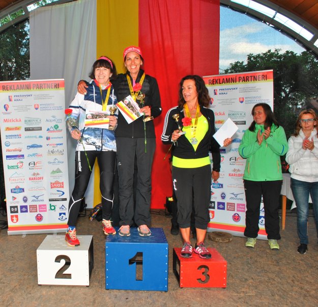 Nová traťová rekordérka v Nordic Walking Jiřina Šerfelová.