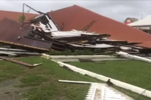 Cyklón na ostrove Tonga zničil aj budovu parlamentu.