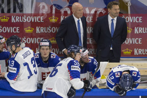 Slovenskí hokejisti mali v pondelok voľný deň.