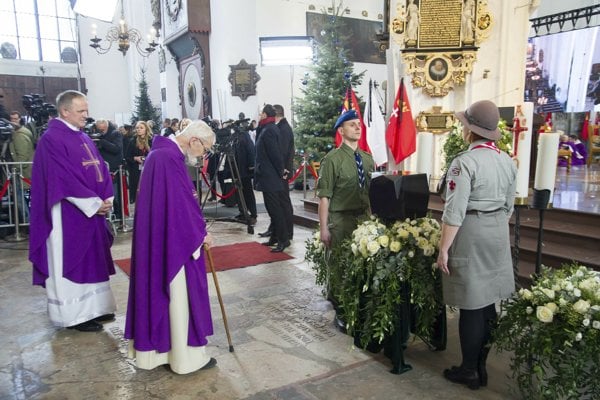 Rozlúčka so zavraždeným starostom mesta Gdansk.