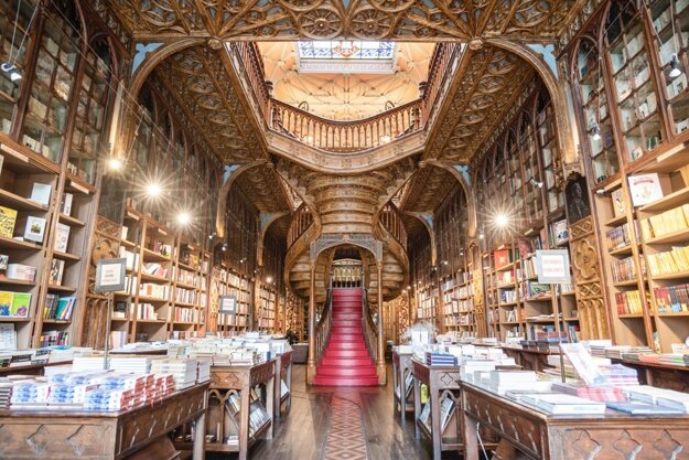 Interiér Livraria Lello