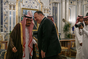 Americký minister zahraničných vecí Mike Pompeo a saudskoarabský kráľ Salmán.