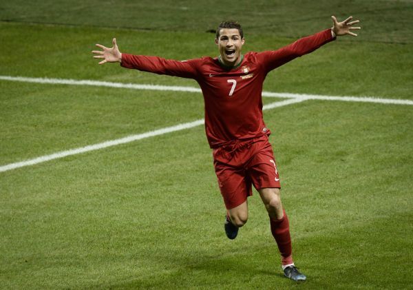 ronaldo_tasr_repre_600.jpg ronaldo_tasr_repre_600.jpg
