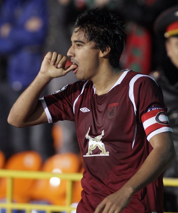 20100929_173526_russia_soccer_champions__r5882_res.jpg 20100929_173526_russia_soccer_champions__r5882_res.jpg
