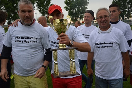 dsc_0445_r4128.jpg