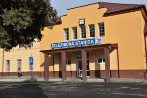 Obidve plánované cyklotrasy majú štart v blízkosti železničnej stanice v Lučenci.