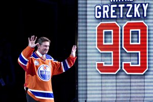 Wayne Gretzky.