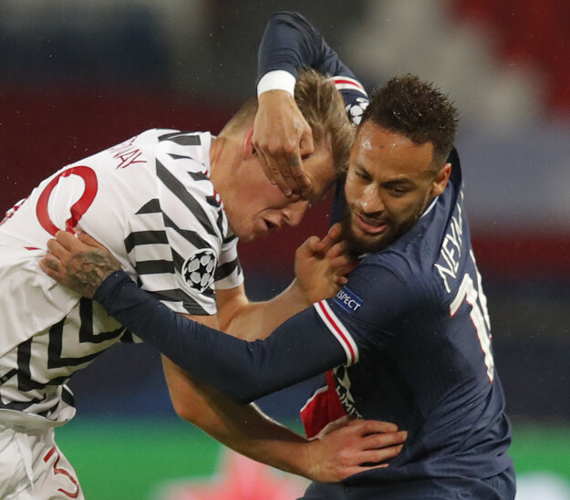 Neymar v zápase PSG - Manchester United, Liga majstrov.