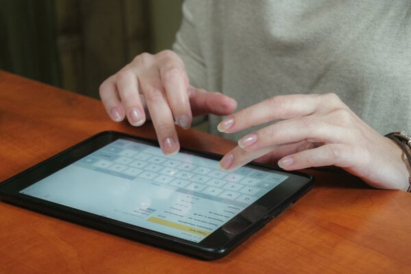 V Rusku sa začala registrácia voličov na elektronické hlasovanie
