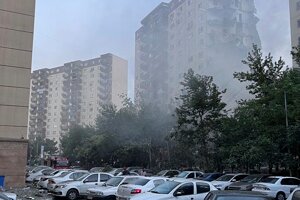 Poškodená budova v Teheráne.