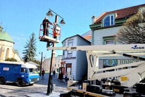 Do moderznizácie osvetlenia chce mesto investovať sedem miliónov eur.