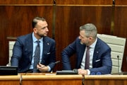 Matúš Šutaj Eštok a Peter Pellegrini.