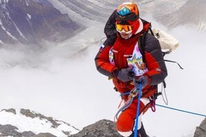 Slovenská horolezkyňa Lenka Poláčková vystúpila na vrchol K2 v Himalájach