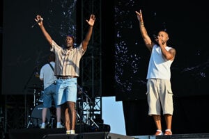 Vystúpenie interpretov Nico a Vinz počas prvého dňa 4. ročníka festivalu Lovestream.
