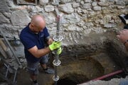Archeológ Juraj Malec nález objavil náhodou.
