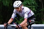 Viktória Chladoňová počas Giro d'Italia Women 2025. 