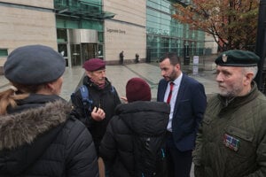 Na spravodlivosť čakajú viac ako 50 rokov. Vojak F sa za Krvavú nedeľu postaví pred súd