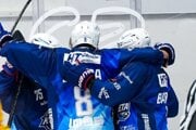 Radosť hráčov HC Kometa Brno. 