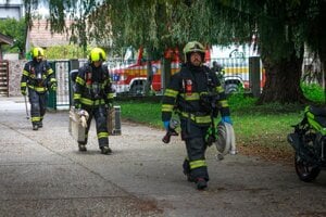 Taktické cvičenie na gymnáziu v Šamoríne.
