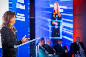 Denisa Žiláková, štátna tajomníčka Ministerstva dopravy SR počas prezentácie.
