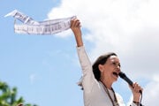 Maria Corina Machado na zhromaždení v auguste 2024.