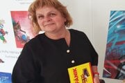 Autorka knižky o Štefánikovom detstve Renáta Matúšková v Košariskách.