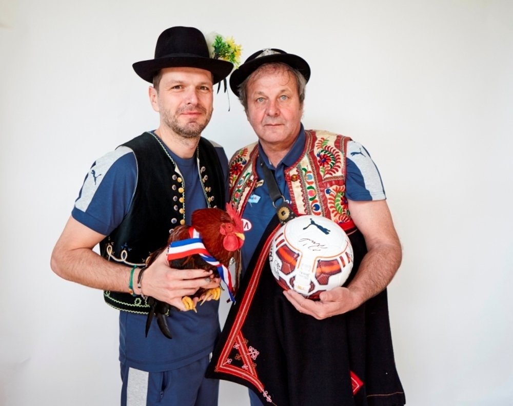 The coach of the national team Ján Kozák (right) and his assistant Štefan Tarkovič. 