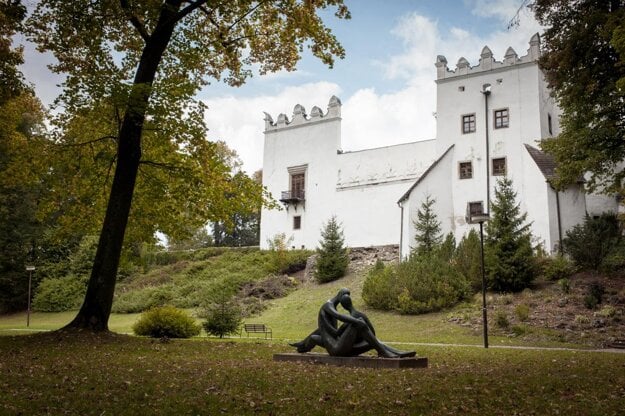 The Strážky Manor House, one time a favourite place of painter László Mednyánszky, now holds an extensive collection of his works.